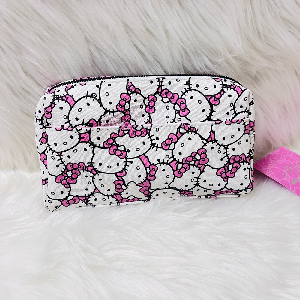 Hello Kitty Bundle - Picture 5 of 10